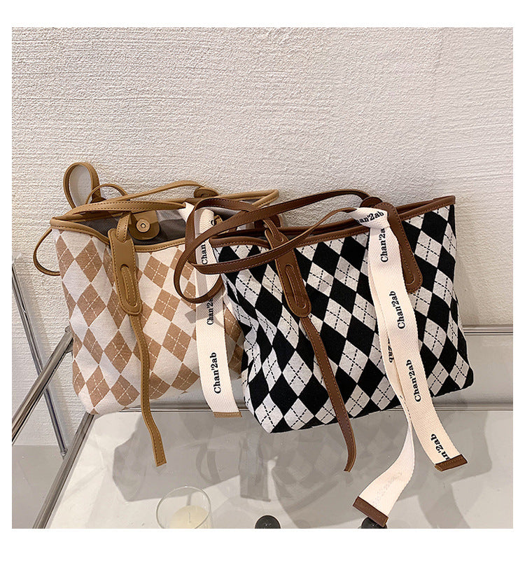 Simple Armpit Shoulder Bag New Fashion Diamond Handbag Trend Single Shoulder Bag Women's Bag